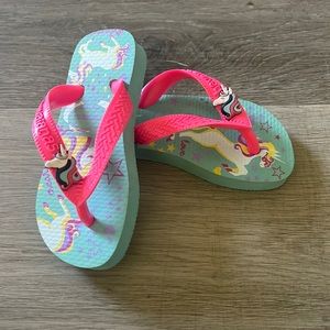 Havaianas girls unicorn flip flops- never worn